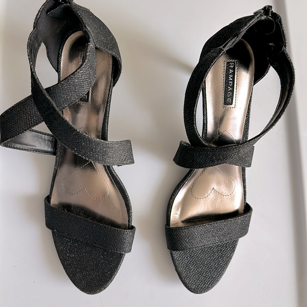 Rampage size 11 , Black never wearing in good condition.